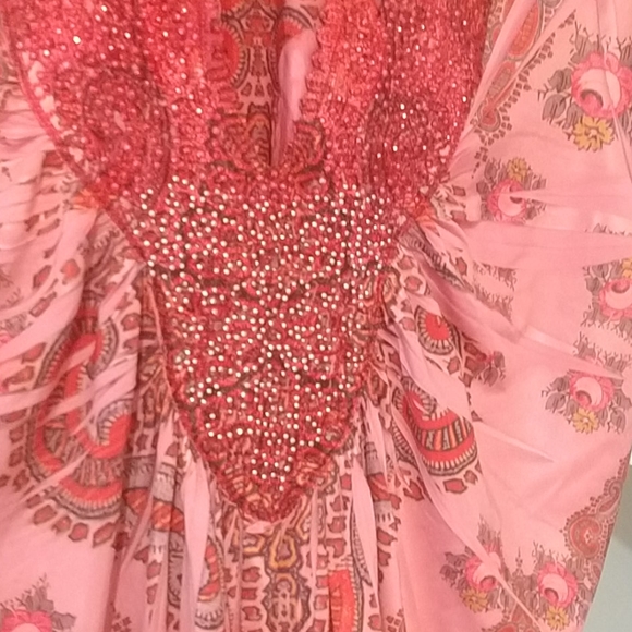 💥5 for $20💥Silky coral top by Live and let live. - Picture 3 of 6